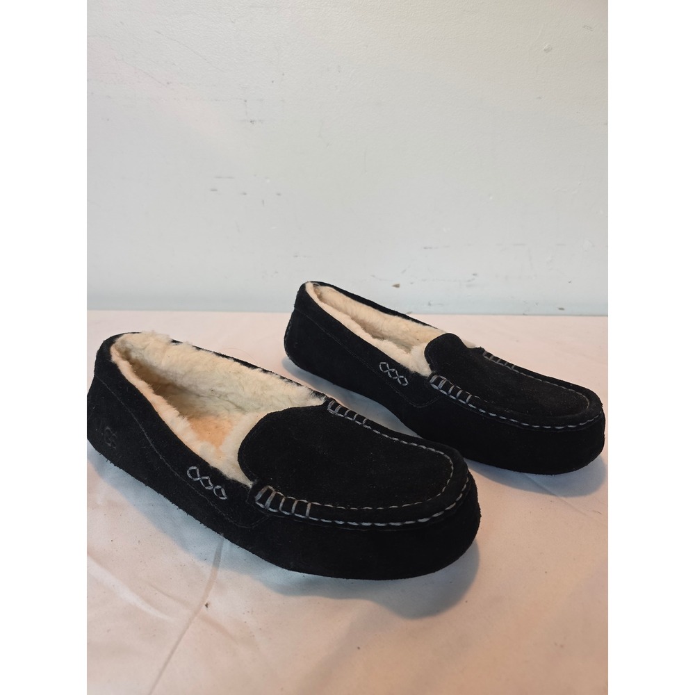 UGG Ansley Black Suede Moccasin Slippers 1106878W Mens 10 Womens 12